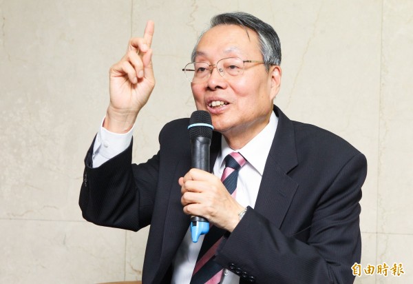 要同情、給鼓勵 企業大老排隊力挺宏達電