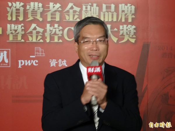 宏達電市值蒸發逾兆 謝金河:沒人敢講真話