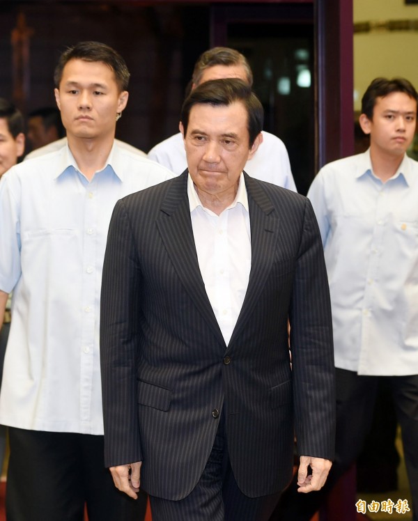 台股慘遇股災 總統府傳中午擬討論救股市