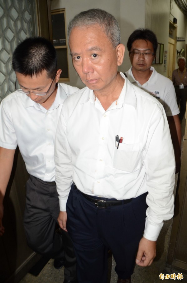 「滅頂」再起 財政部揚言對頂新抽銀根