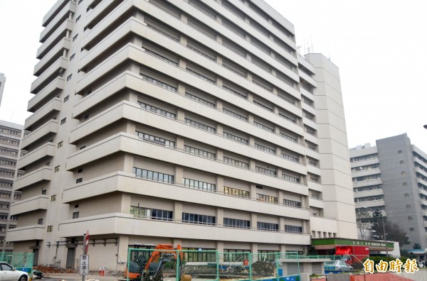 國壽攜手長庚 保險理賠金抵繳住院費