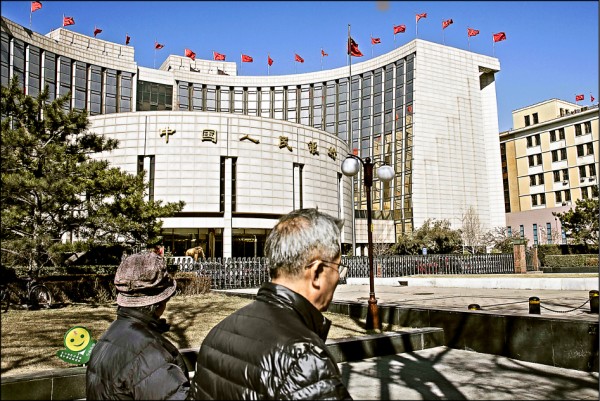 柏南克建議 中國資本管制