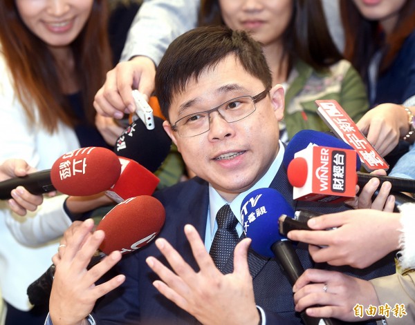 2大律師出任長榮航董事 張國煒反擊正要開始