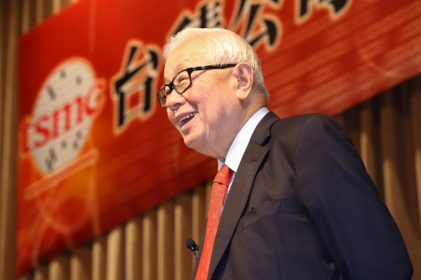 張忠謀:適時考慮調升每股現金股利