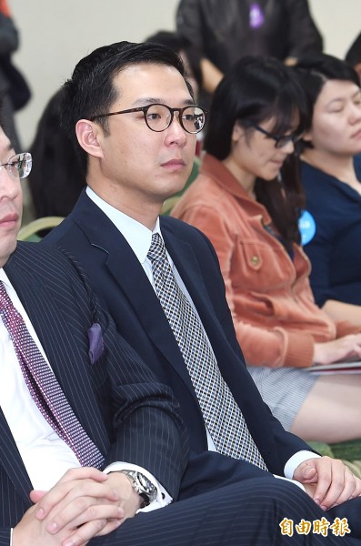 蔡宗翰任國泰世華副董