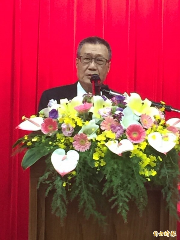 南亞董事長「記得」韓國一年93天假? 網友打臉
