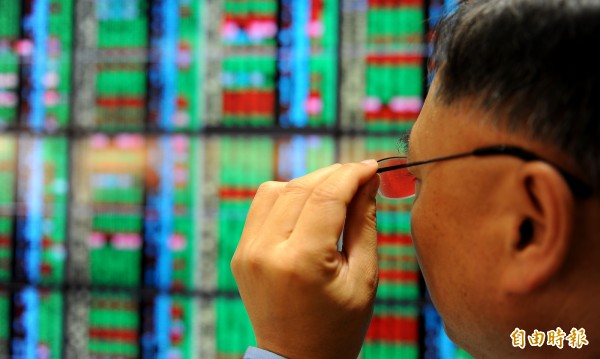 成功站上季線 台股收盤漲44.8點