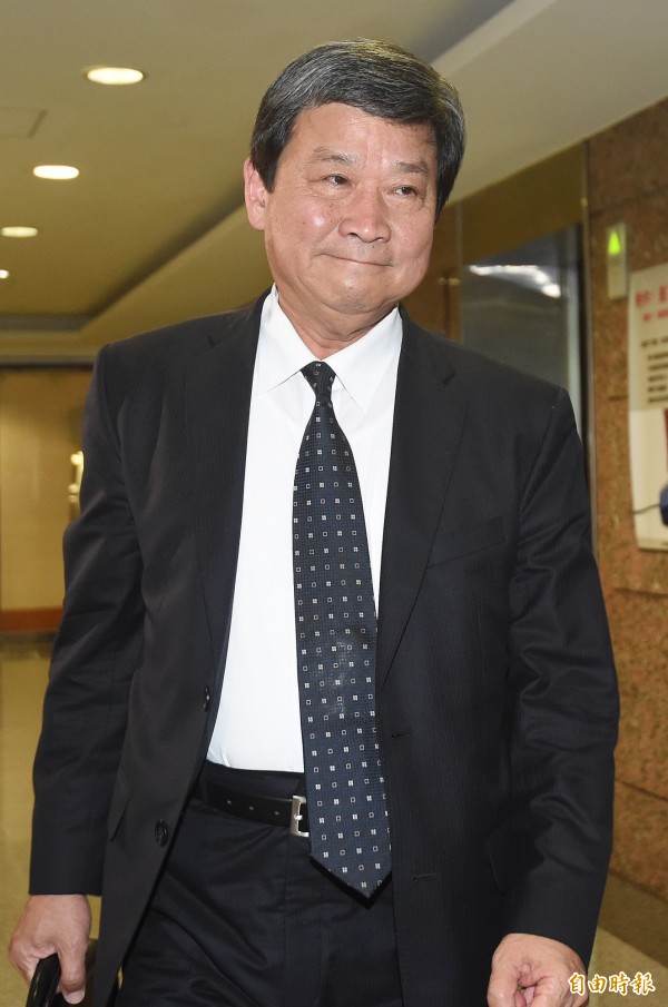 台紙案新進展 簡鴻文確定3月底辭董座