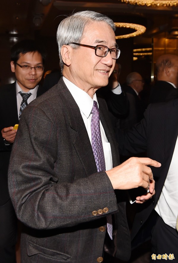 新光金雙姝大戰 吳東進出面滅火