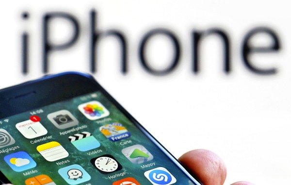 iPhone 8恐延到11月發表