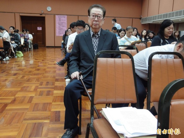 彰銀股東會火爆 阿土伯痛批財政部、被嗆下台