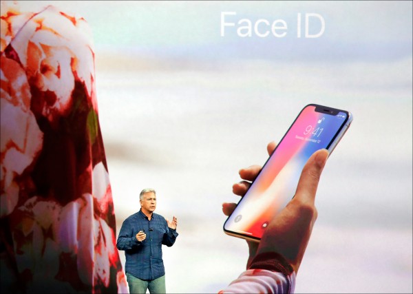 衝iPhone X產能 降臉部辨識度? 蘋果否認