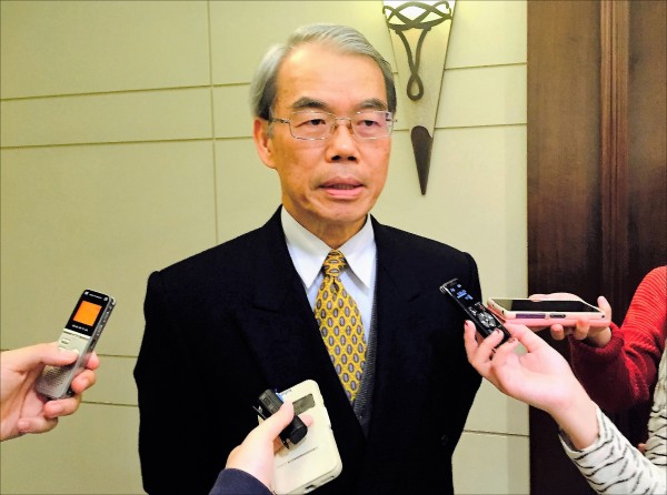學者︰吸引企業投資 才能改善薪情