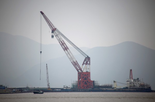 紐約原油上漲、倫敦原油下跌 週二收盤錯綜