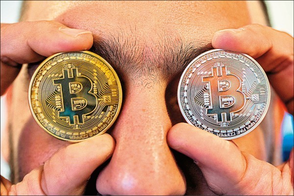 比特幣3個月腰斬跌破8千美元 暴跌推手是他們!
