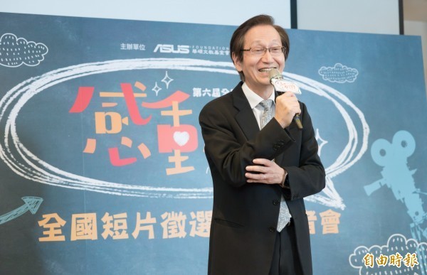 華碩面臨轉型 施崇棠「交不了棒」:對不起徐世昌