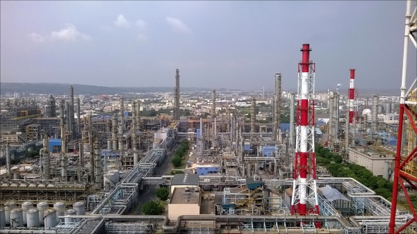 〈上週數據〉4月景氣信號續亮綠燈 成長力道仍不足