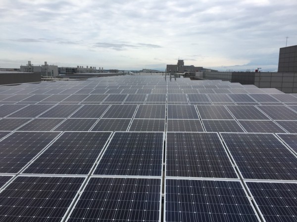 搶進太陽能電廠有成 中美晶於矽品中科廠併聯發電