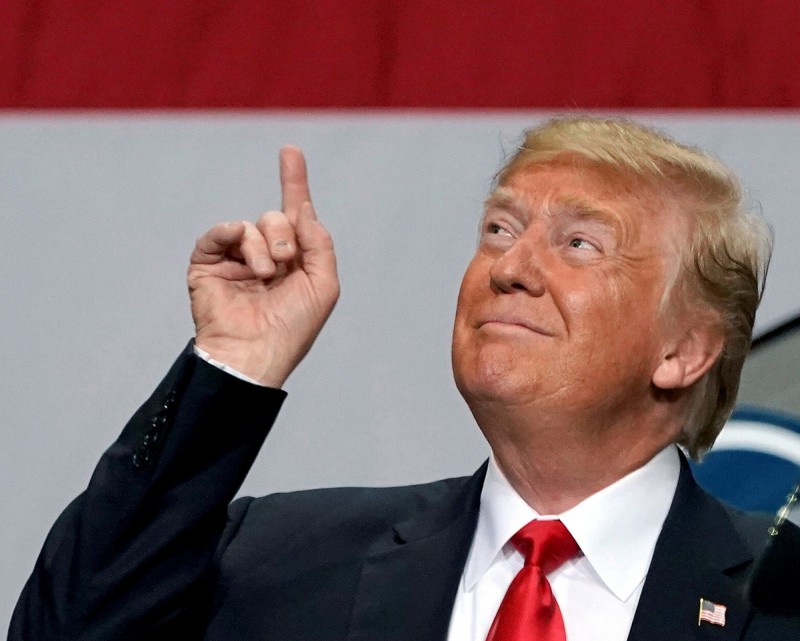 受消費者支出和商業投資激增推動，美國今年Q2的GDP年增長率達4.1％，為2014年Q3以來最快速增長，增長率也是自2007至2009年經濟大衰退以來第3強。（路透）