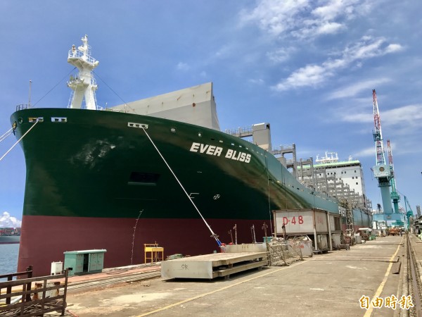 台船曾以商船建造為主要業務，低迷景氣中受到嚴重衝擊。（記者洪臣宏攝）