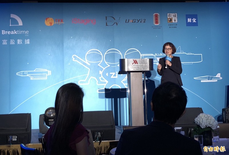 Oath台灣董事總經理王興表示,字媒體擁有豐沛、年輕活力,可以讓創作者更了解自己的受眾,創造出更能貼近受眾的想法,與更多商業價值。(記者陳炳宏攝)