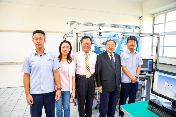 台達電、台中高工合作 打造自動化實驗室