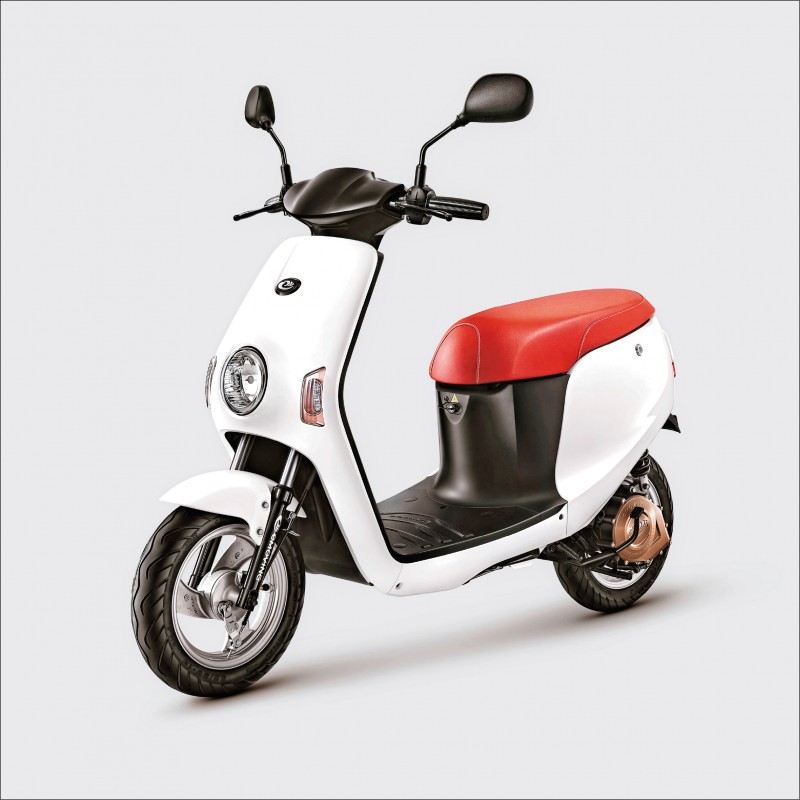 供應電動車emoving線束 胡連3月出貨