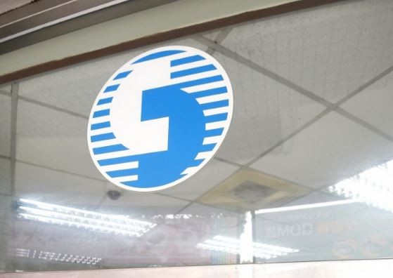 中華電愛唱久久案 3人各百萬交保