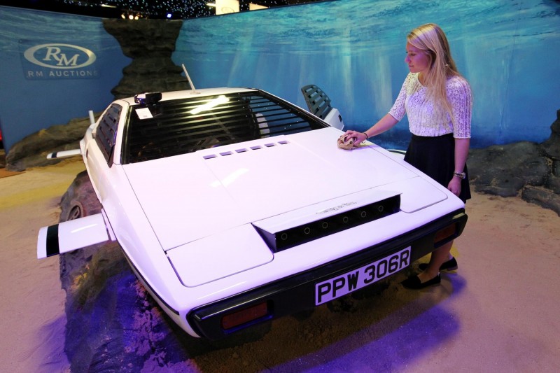 1977年電影《007：海底城》出場的潛艇汽車「Wet Nellie」。（資料照，美聯社）