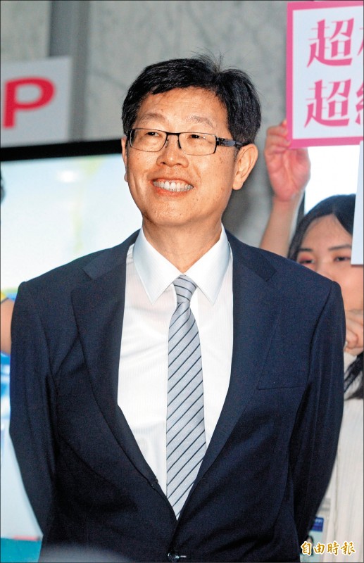 郭台銘交棒 劉揚偉接鴻海董座