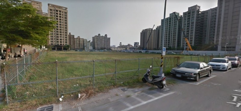 7月其他標租案件中，南區分署釋出高雄市鳳山區的福誠段2筆住宅區土地，基地面積超過1900坪，地點鄰近高雄五甲商圈。圖為高雄鳳山福誠段基地。（圖截取自Google街景）