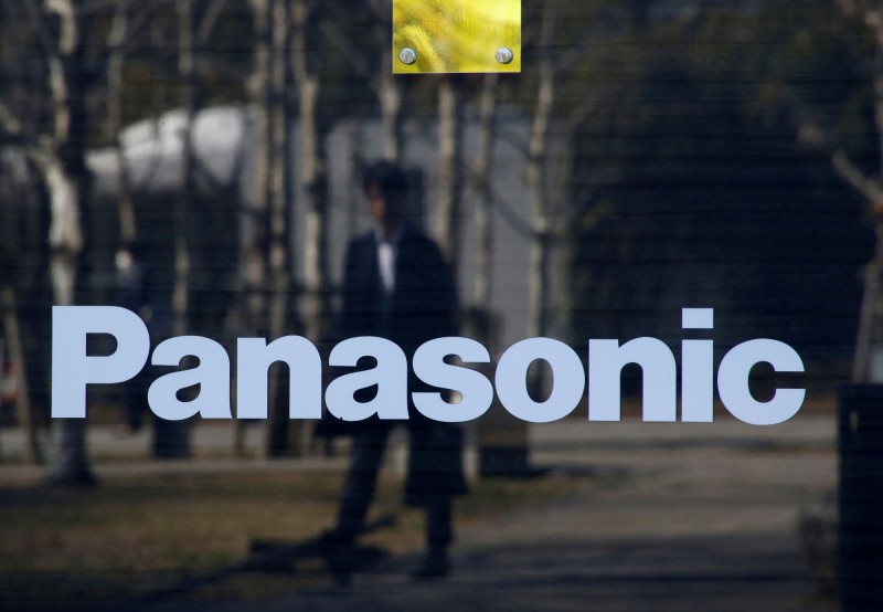 日本松下(Panasonic)今日發佈Q1財報,Q1營利年減44%,超出預期。(路透)
