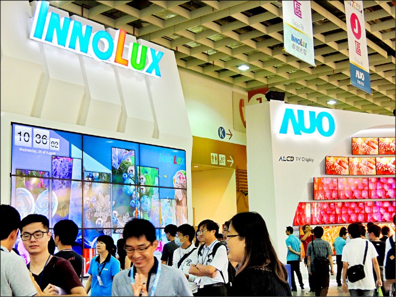 面板廠返鄉投資，不光是為了躲避貿易戰，也是為了產業升級、價值轉型。（資料照）