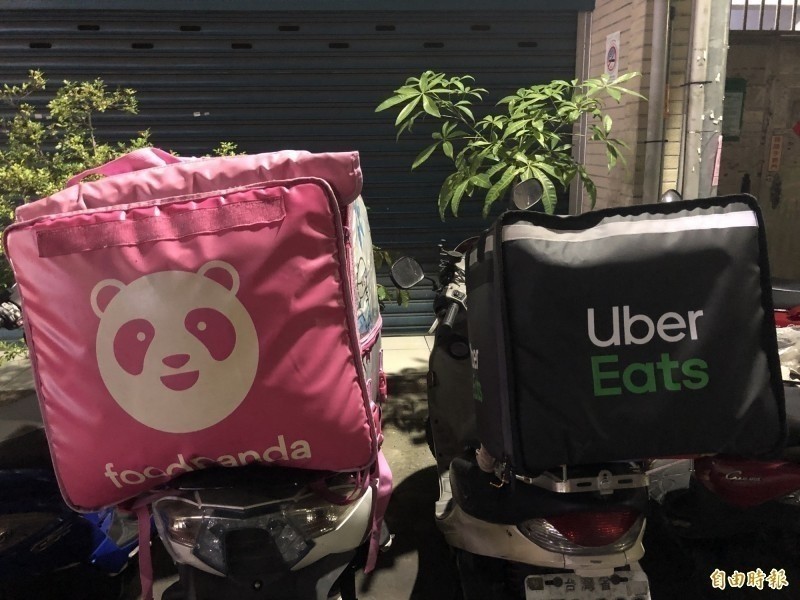              UberEats Foodpanda        