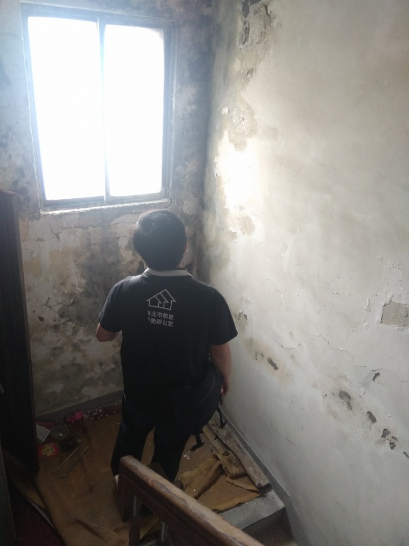 新北市林口區中山路123巷附近一處社區經鑑定為海砂屋,市府協助劃定為都市更新地區,降低都更申請門檻。(都市更新處提供)