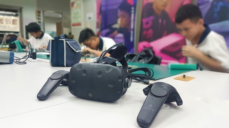 宏達電攜手新北高工 加入新北創新教育加速器計畫推動XR產業