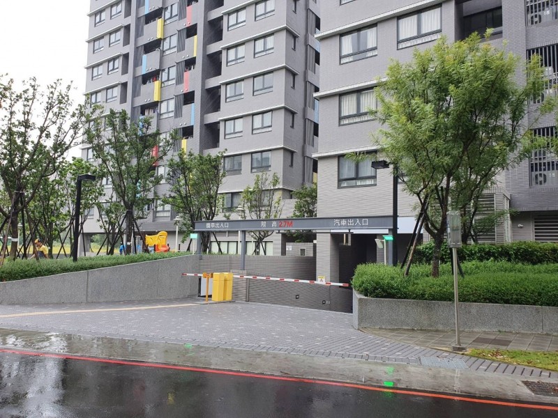 國光社宅停車租費高城鄉局承諾評估調降費用 自由財經