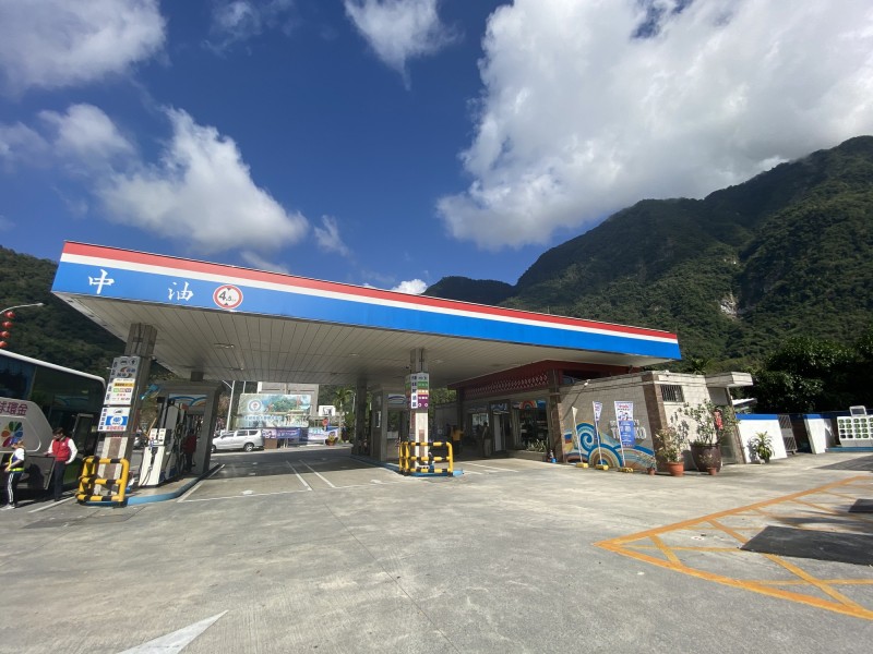 中油加油站(記者黃佩君攝)