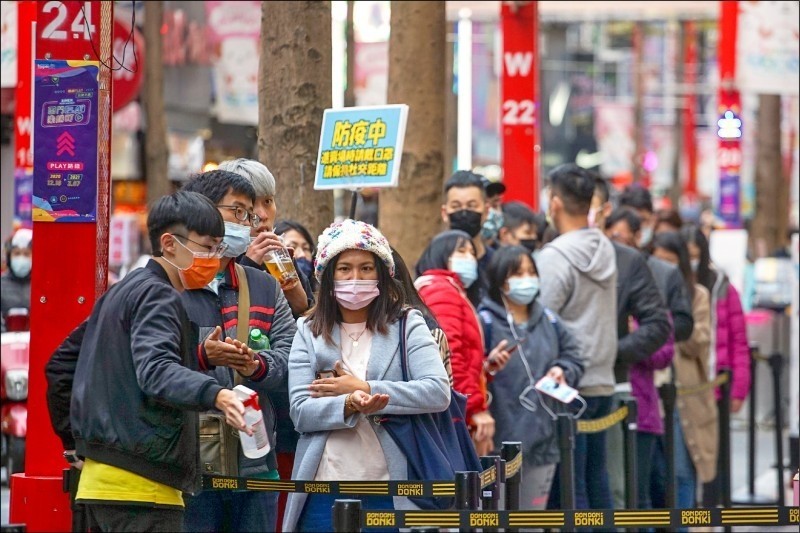 疫情衝擊下，台灣企業信用等級下降比率急遽惡化，並在2020年5月達高峰，2020年11則降至低點2.83％，但CRIF中華徵信所示警，未來降級比率可能進一步攀升。（示意圖、中央社資料照）