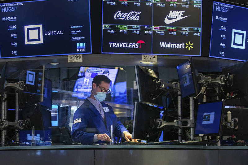 美股在今（24）日開盤齊漲，道指開盤上漲超過150點。（美聯社）