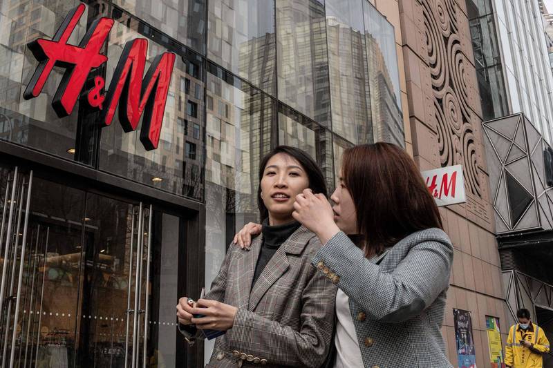 圖為中國北京的一家H&M店面。(法新)