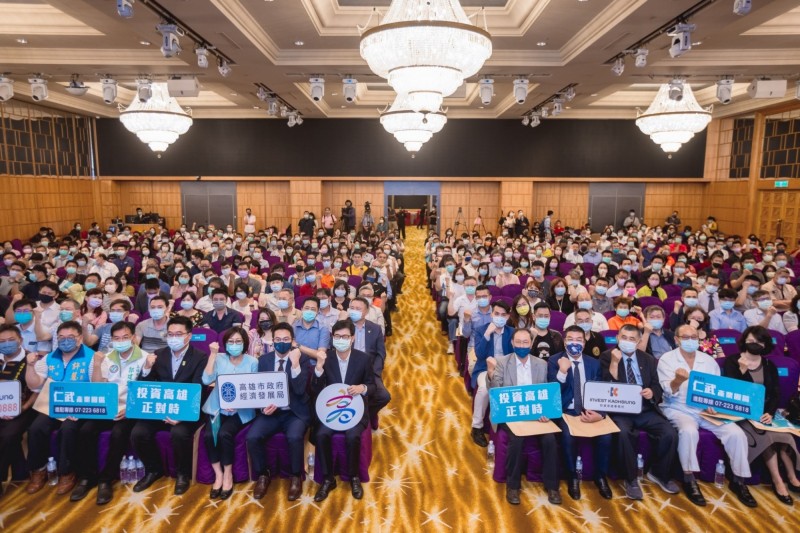 仁武產業園區招商說明會600席開放報名兩天內就秒殺現場湧入300家詢問。（經發局提供）