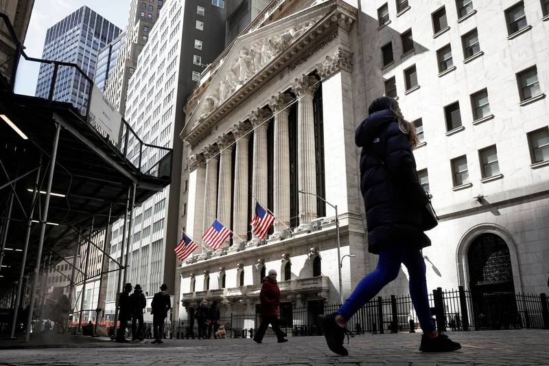 Fed主席稱股市「存在泡沫」 美股4大指數收黑 - 自由財經