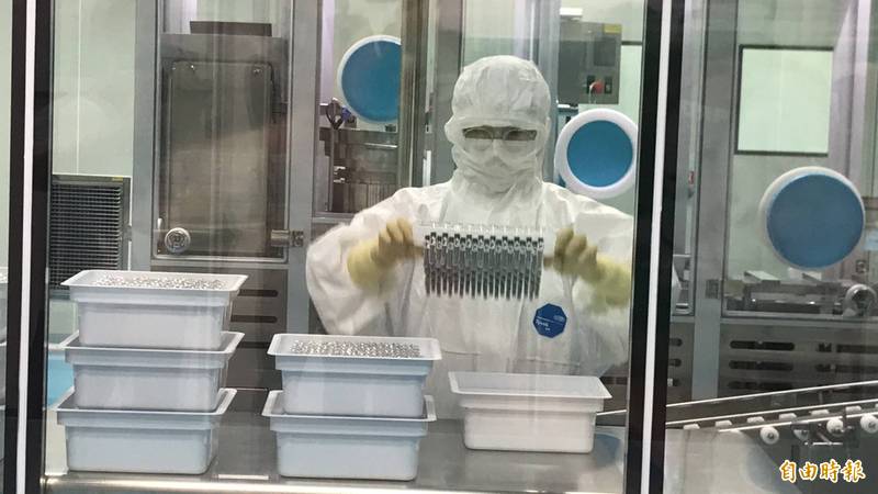 國產疫苗  「標規派」、「時效派」相持不下