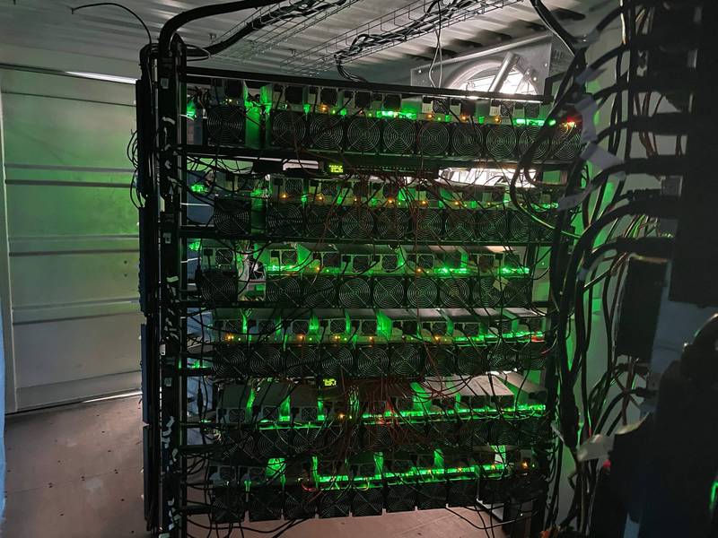 中國礦工正急於尋找轉移海外的基地。圖為美國德州一處礦場。（法新）
