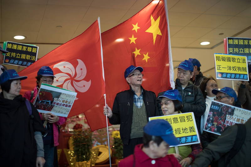 香港若實施反制裁法 經濟學家：半數外銀會撤離 - 時事台 - 香港高登討論區