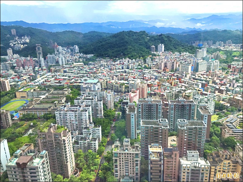 疫情趨緩後，北台灣將有9個百億級建案推出。（記者徐義平攝）