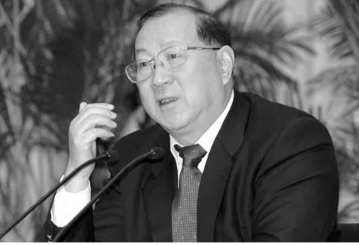 中國前財長金人慶因火災受傷,不幸辭世。(圖擷取自網路)