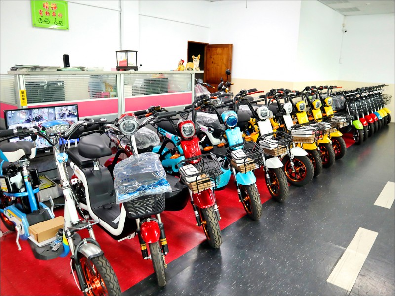 電動自行車未來須依法投保強制汽車責任險。(資料照)