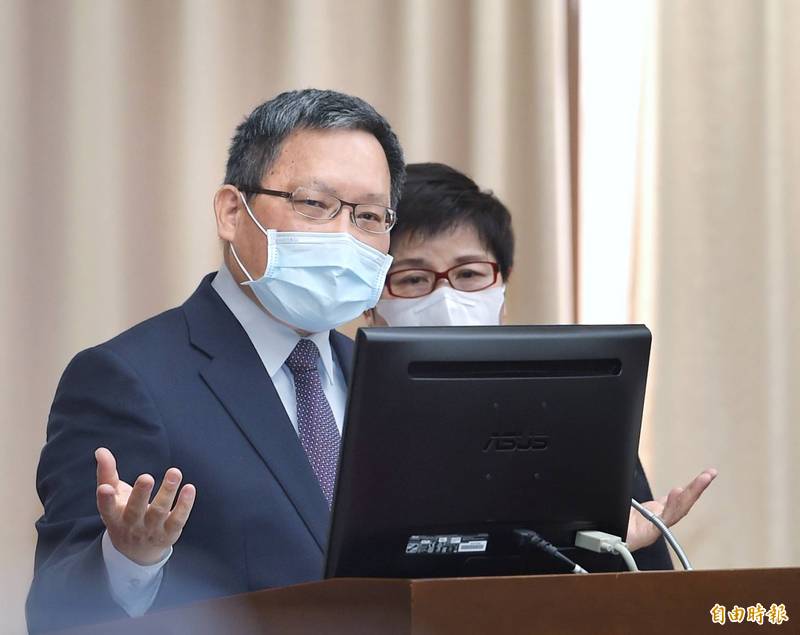 立法院財政委員會11日開會，審查「促進民間參與公共建設法第29條條文修正草案」等案，財政部長蘇建榮列席。（記者方賓照攝）